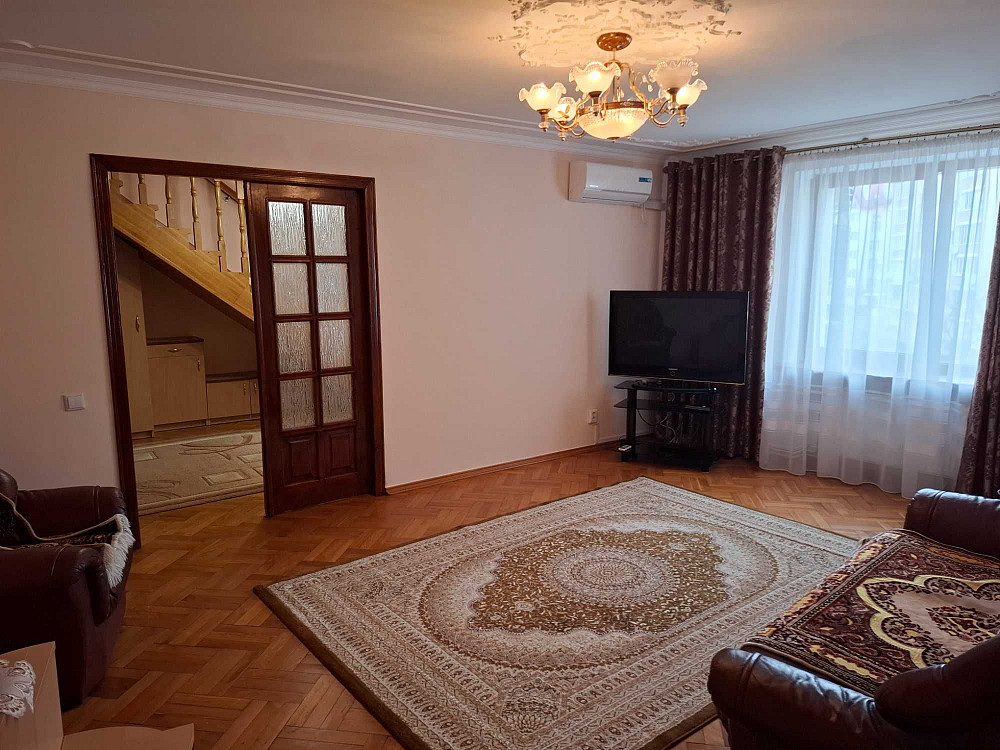 Оренда 5 кімнатної квартири, вул. Щурата 18. Автономне опалення: Львів - зображення 5