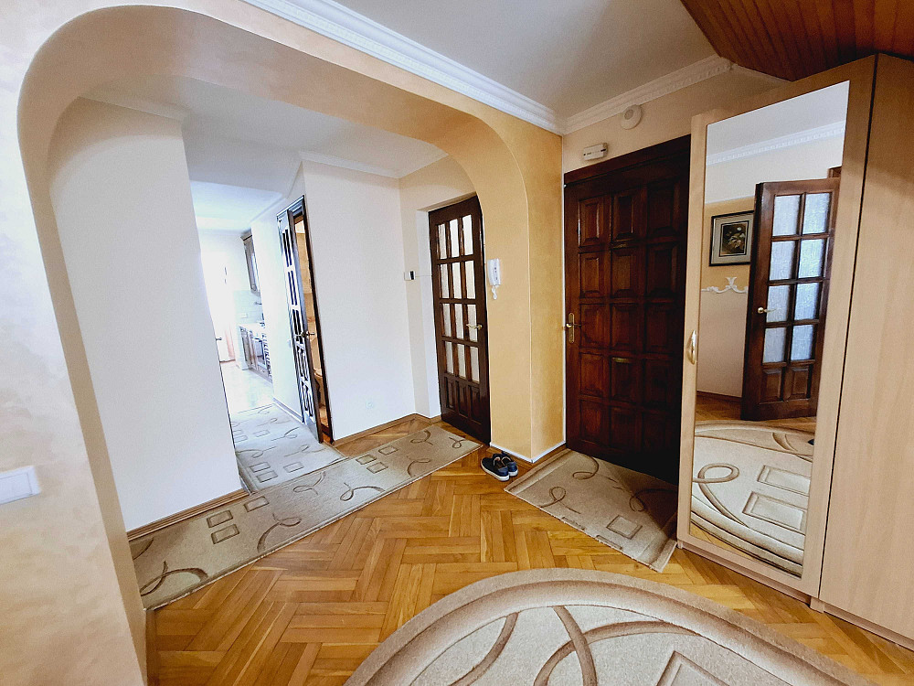 Оренда 5 кімнатної квартири, вул. Щурата 18. Автономне опалення: Львів - зображення 3