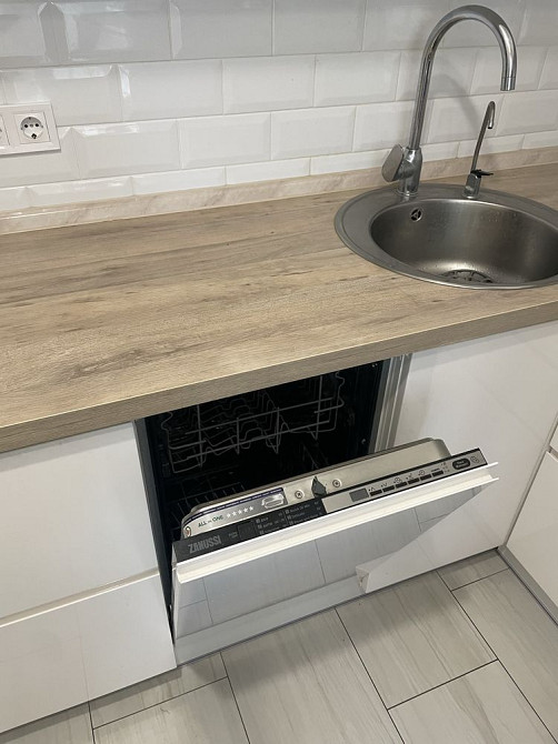 Продаж 3 кім.кв., вул.Гмирі 18, метро 7 хв. Київ - зображення 3