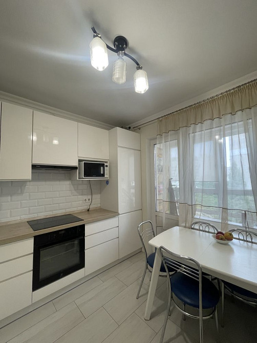 Продаж 3 кім.кв., вул.Гмирі 18, метро 7 хв. Київ - зображення 1