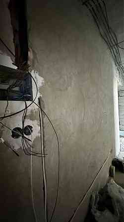 Продаж чорнової 4 кімнатноі квартири . Ужгород