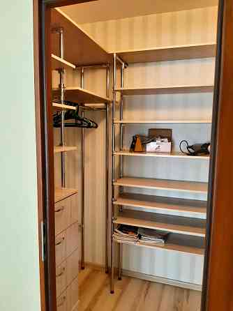 2-х кім. квартира р-н ЛПЗ з меблями і побутовою тех-ою. Житловий стан. Луцк