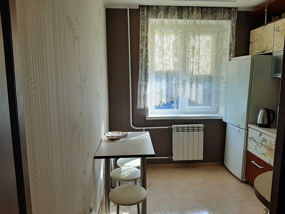 2-х кім. квартира р-н ЛПЗ з меблями і побутовою тех-ою. Житловий стан. Луцьк - зображення 5