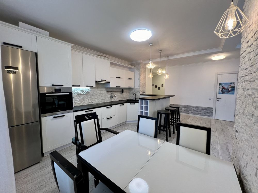 Продаж 3к квартири 110м Єлизавети Чавдар Позняки Осокорки Бажана Гмирі Київ - зображення 1