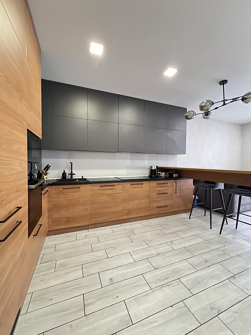 Продаж квартири з ремонтом поруч ТЦ Вікторія Гарденс Львів - зображення 1