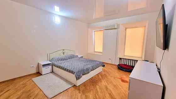 3-комн.кв. в Центре/ фасадная/ 2 входа Одесса