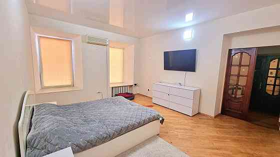 3-комн.кв. в Центре/ фасадная/ 2 входа Одесса