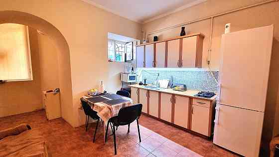 3-комн.кв. в Центре/ фасадная/ 2 входа Одесса