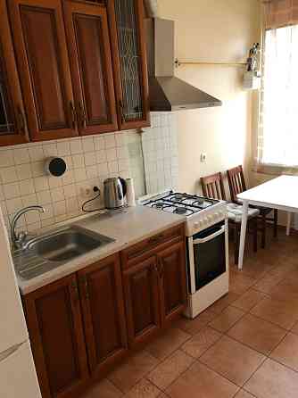 1-к квартира з ремонтом та технікою, метро Деміївська( 7 хвилин пішки) Киев