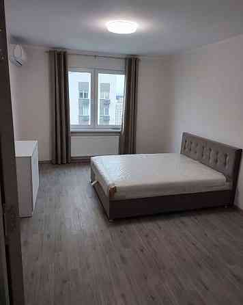 Здам 1к квартиру з ремонтом 47м2 в ЖК Милославичі на Закревського 101А Киев