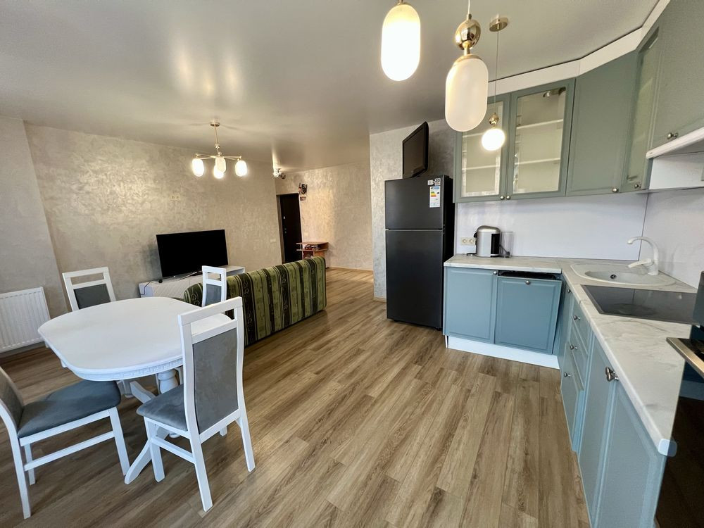 Оренда великої 50м 1кім+кухня студія ЖК Фемелі Плаза Ивано-Франковск - изображение 1