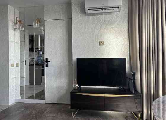 1-к квартира, вул. Ахматової 46 Киев