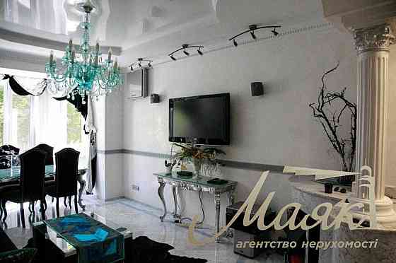 Аренда 3-х комнатной квартиры в центре города с парковкой, Бессарабка Киев