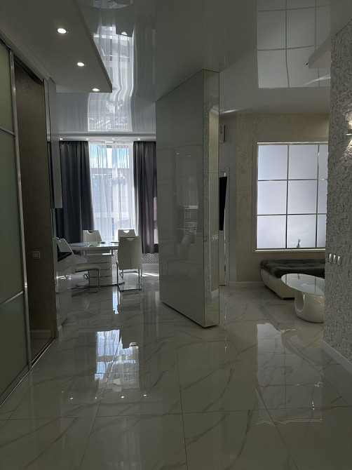 Здам в оренду 1 кімнатну Лумумби 11 ( Іоанна Павла 2) буд 11 Киев - изображение 4