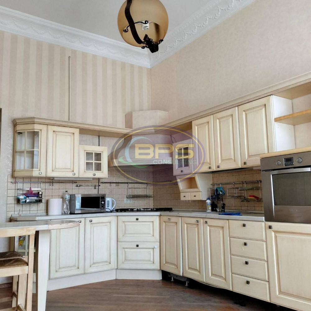 простора 5к квартира з видом на Оперний театр у продажу Одесса - изображение 1