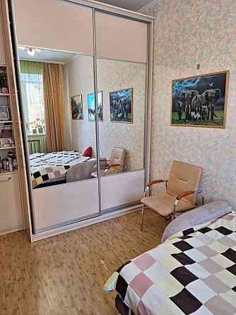 Продається 3-ох кімнатна , простора квартира. Винница