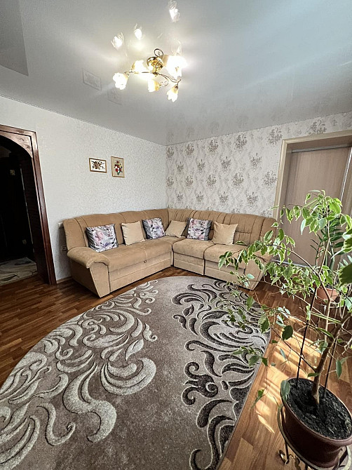 Простора 3-кімнатна квартира з окремим входом та власним двориком. Нова Слобода - зображення 8