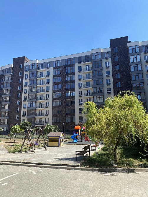 Купить квартиру с ремонтом в новострое Ривьера Фонтанка - изображение 1