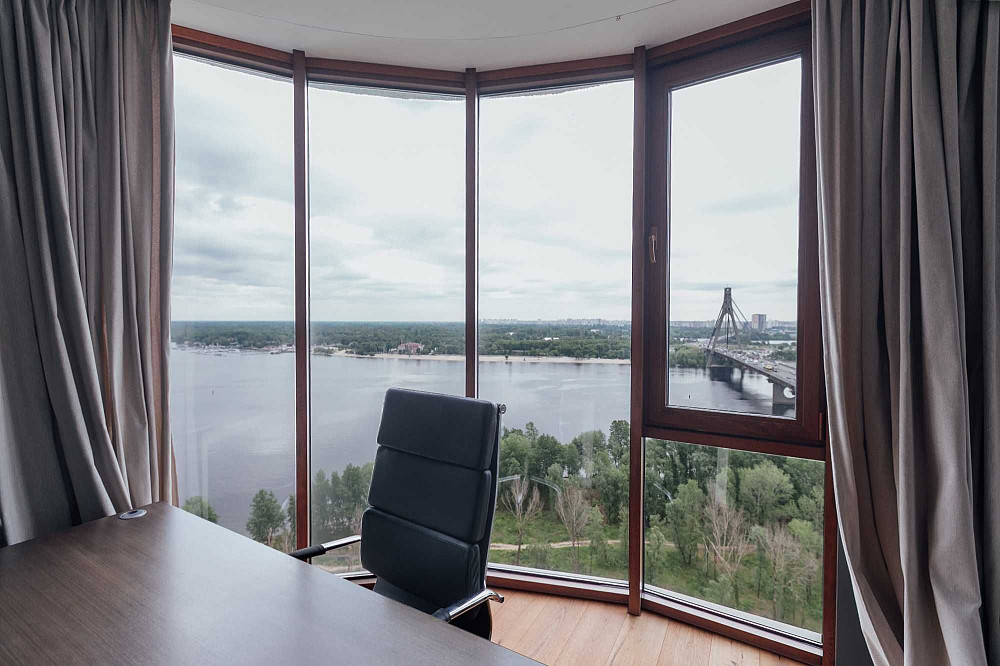 Оренда 3к +салон + балкон - квартира 120кв м. , Володимира Івасюка 2д Киев - изображение 8