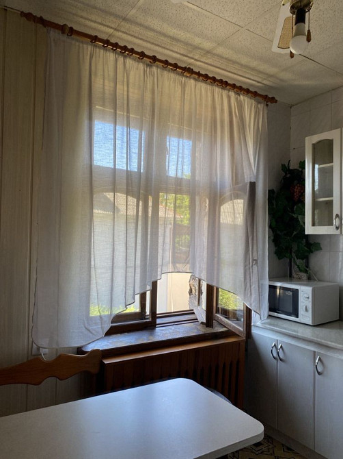 Здам 2-х кімнатну квартиру з великим балконом у тихому місці Запоріжжя - зображення 6