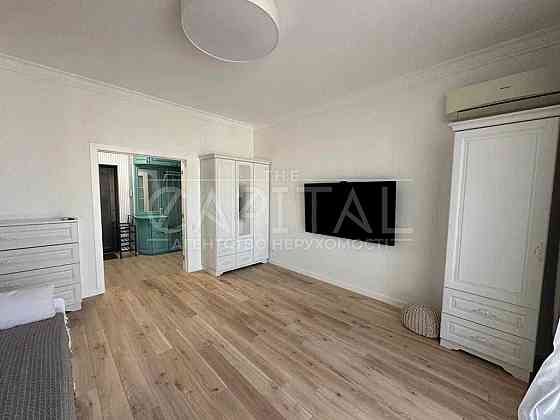 Київ, Голосіївський район, вул. Гетьмана Павла Скоропадського, 38 Киев