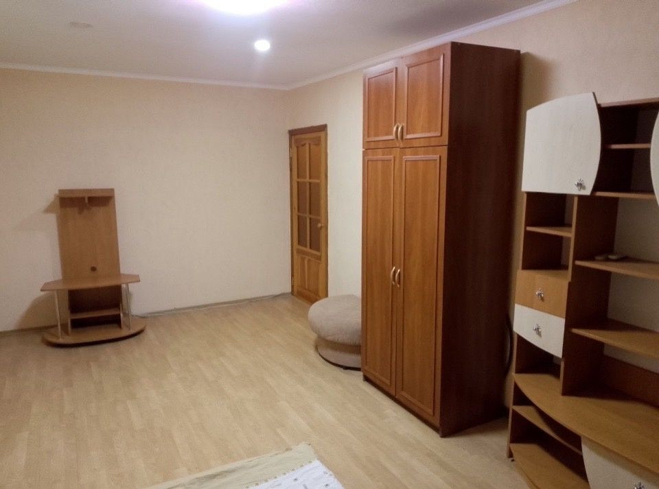 Сдам 1 кв м Героев труда Харьков - изображение 1