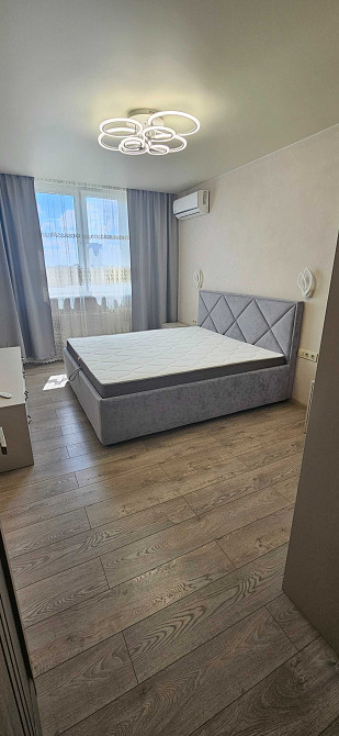 1 кім. Квартира  , оренда, Жк 4 сезони, м. Васильківська, 10 хв пішки Киев - изображение 1