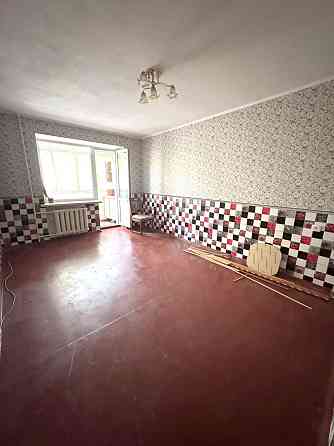 Черёмушки,  2- х ком, средний этаж Одесса