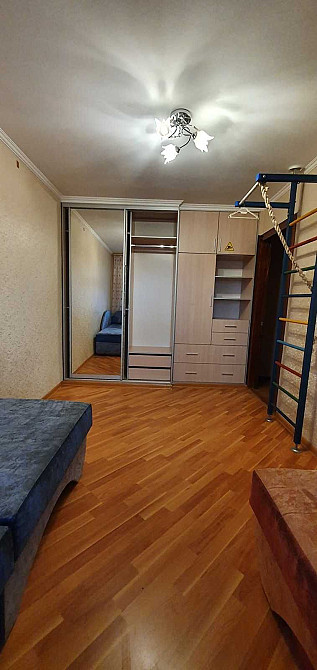 Продаю в Корабельном районе 2-х к. квартиру. Николаев - изображение 1