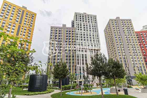 Квартира, 3к. Без ремонту. Наддніпрянське шосе, 2а, Голосіївський р-н Київ