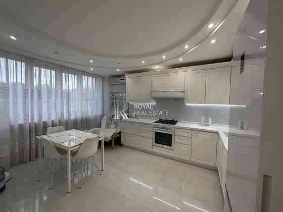 Продаж 3к квартири 140 кв.м. дворівнева вул. Мокра центр Вокзал Київ