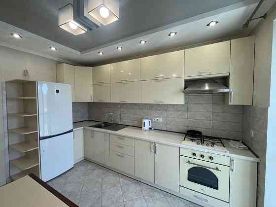 Продається 2-кімнатна квартира в центрі міста Ивано-Франковск