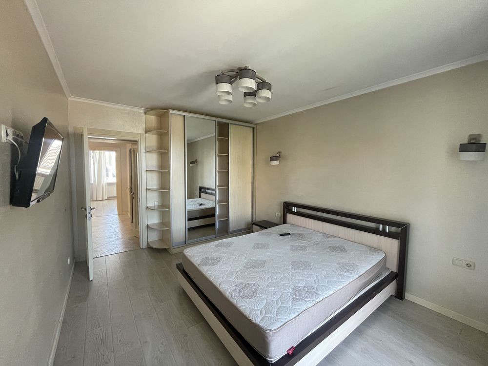 Продається 2-кімнатна квартира в центрі міста Івано-Франківськ - зображення 2