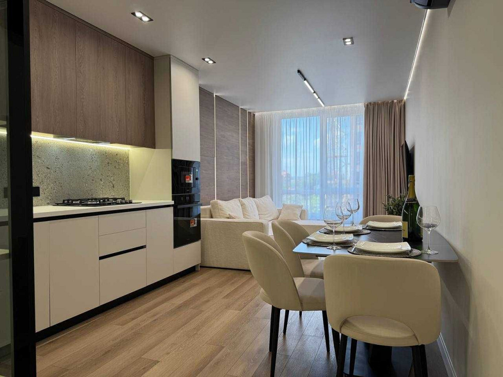 Продаж 2к квартири з дорогим ремонтом в центрі у ЖК Family Plaza Івано-Франківськ - зображення 1