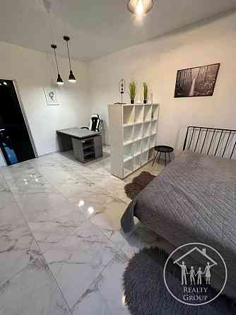 1-кімнатна квартира люкс-класу на вул. Зелена, Львів