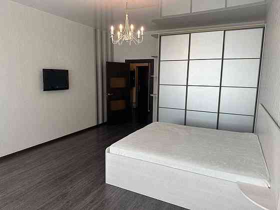 Оренда у ЖК Riverstone, 1-к (2-к) 60м2, Дніпровська наб. 14а, Осокорки Киев