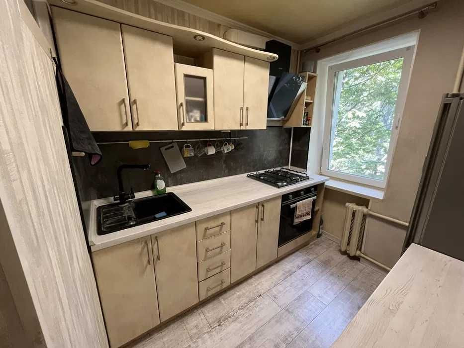 Продам квартиру на Черемушках возле парка Одесса - изображение 1