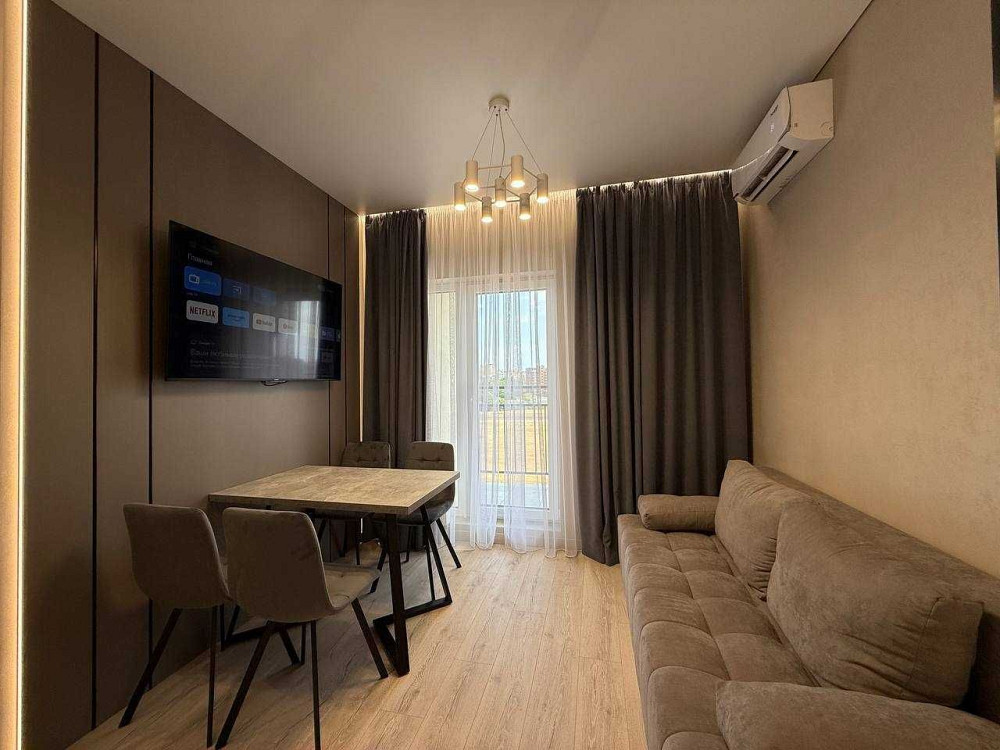 1-комнатная квартира в 60 Жемчужине, Kadorr City — вид на ипподром. Одеса - зображення 2