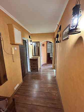 Продам велику 2-х кімнатну квартиру ж/м Сонячний Днепр