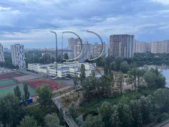 Продаж  просторої 3 кімн.кв. вул., Урлівська/м.Осокорки/Позняки Київ