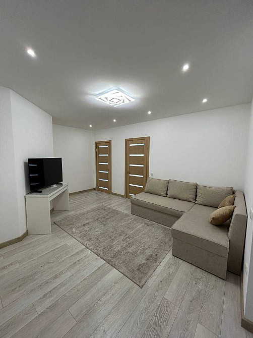 ТЕРМІНОВО Продаж 2 кім квартира новобуд з ремонтом БЛ ЦЕНТР Залізнична Львов - изображение 7