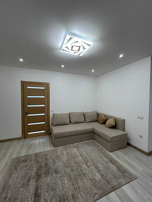 ТЕРМІНОВО Продаж 2 кім квартира новобуд з ремонтом БЛ ЦЕНТР Залізнична Львов - изображение 6