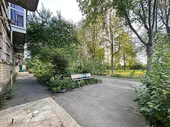 Продам 2к квартиру ул. Героев Крут Фурманова Нагорка парк Шевченко Днепр