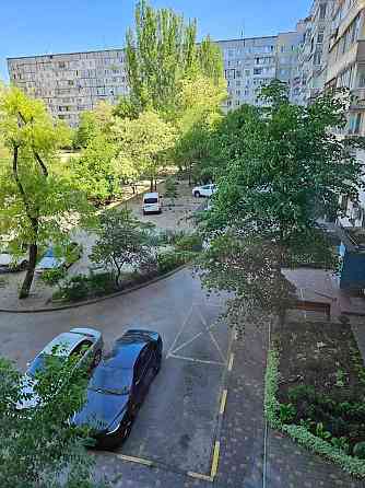 Продам просторную 2к в кирпичном доме на Левобережном Днепр