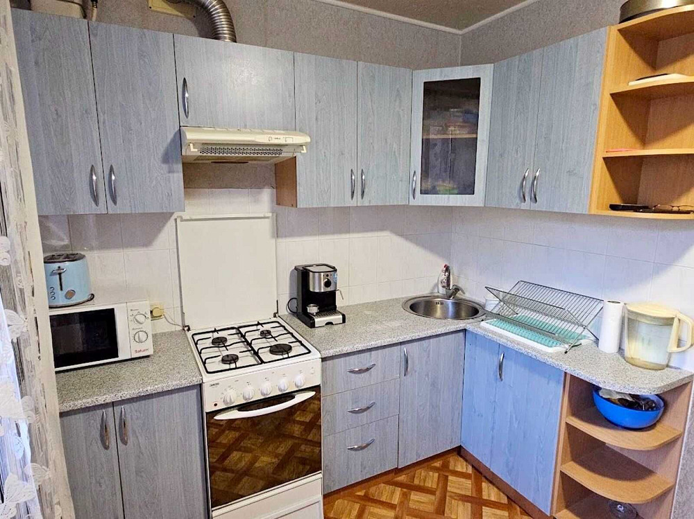 Продам просторную 2к в кирпичном доме на Левобережном Днепр - изображение 1