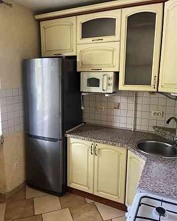 Продаж двокімнатної квартири вул.Заньковецька 17ПОРУЧ ТРЦ БІЛОЧКА Ужгород