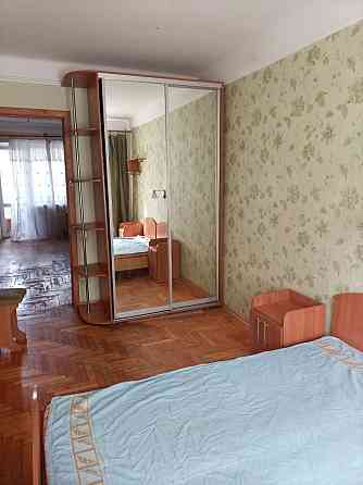 Продам двокімнатну квартиру
на другому поверсі Запоріжжя