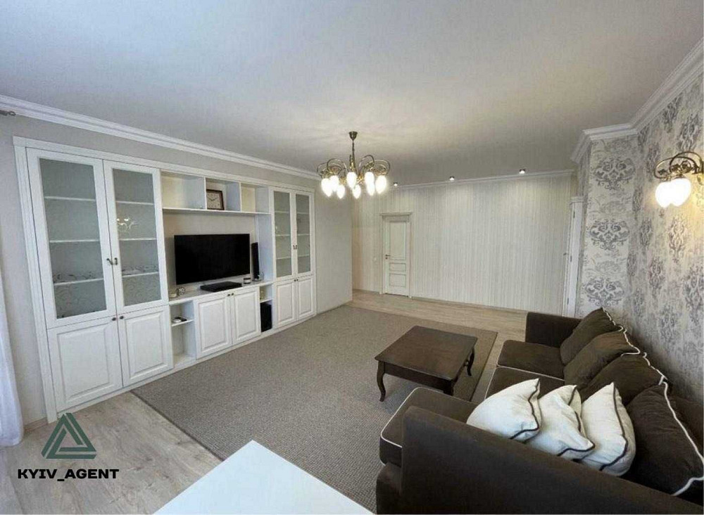 Велика 3-кімнатна (3 окремі кімнати) в ЖК Silver Breeze Сільвер Бриз Київ - зображення 1