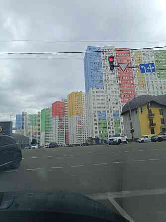 Продам терміново  квартиру у Броварах. Бровари