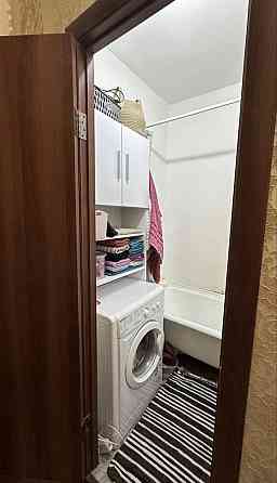 Продам 2к квартиру Л/Б 4 мкр Кам`янське (Запорізька обл.)